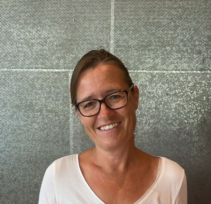 Nikki-Headshot-e1667815134786.jpg